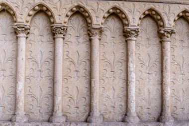 Barilefy ve mimari elemanlar kemerler, Katedrali Notre-Dame de Paris - Fransız Gotik mimaride inşa