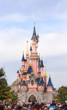 Uyku güzellik Castle, Disneyland Paris sembolü