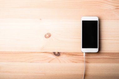 Ahşap tahıl arka plan boş akıllı telefon