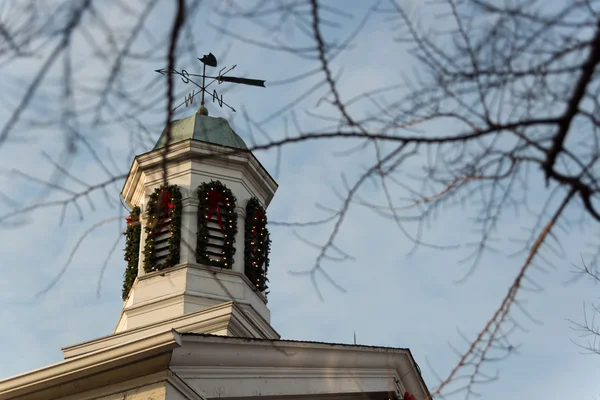 Arkitektur dekorerad för jul — Stockfoto