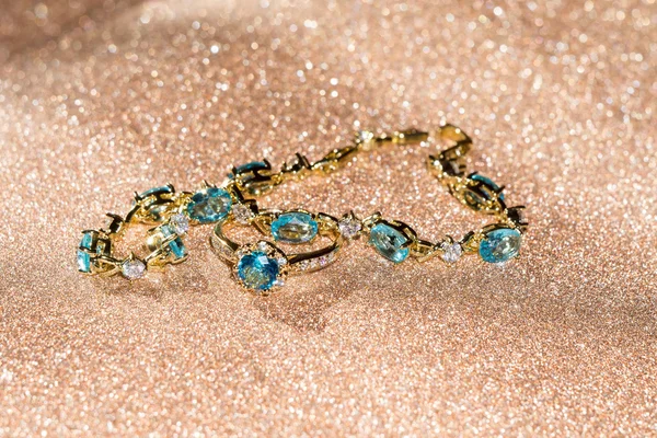 Gold Bracelet with Blue Topaz — Stock Photo, Image
