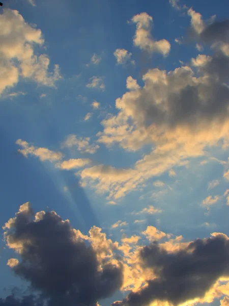 Sonnenuntergangswolken — Stockfoto