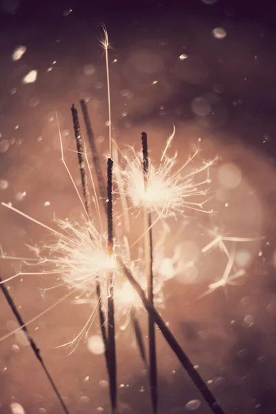 線香花火と雪 — ストック写真