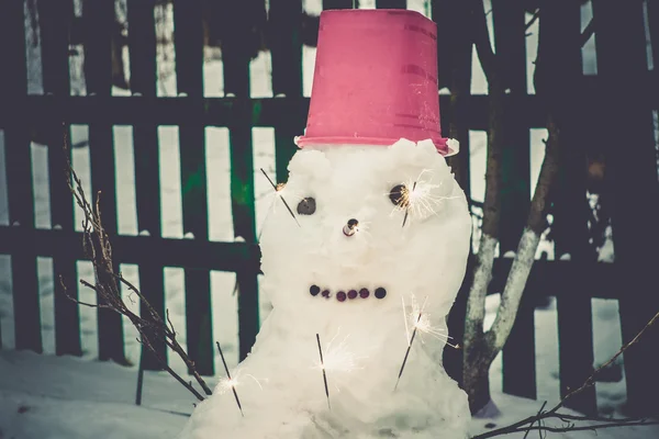 Ρετρό χιονάνθρωπος με αδαμάντας — Φωτογραφία Αρχείου