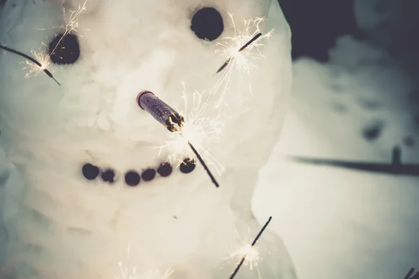 Bonhomme de neige rétro avec Sparkler — Photo