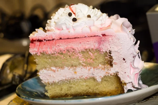 Pembe ve beyaz pasta — Stok fotoğraf