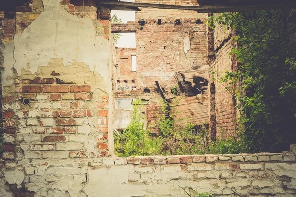 Casa abandonada Retro —  Fotos de Stock