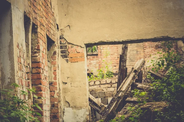 Casa abandonada Retro —  Fotos de Stock