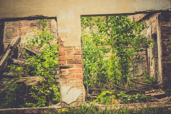 Casa abandonada Retro —  Fotos de Stock