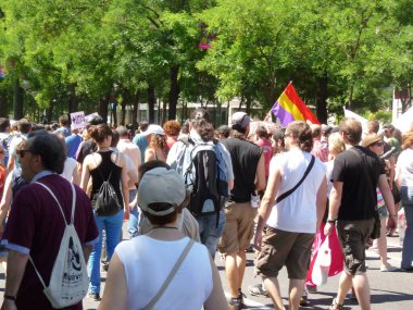 Madrid, İspanya; 19 Haziran 2011. 15-M Hareketi liderliğindeki 19-J protestoları sırasında Madrid 'de büyük bir gösteri. Fotoğraf 19 Haziran 2011 'de Madrid, İspanya' da çekildi.