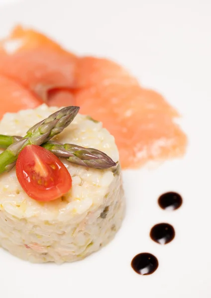 Risoto com salmão — Fotografia de Stock