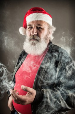 Huysuz belalı Noel Baba