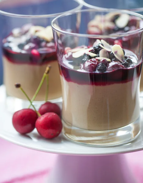 Pudding de riz végétalien aux cerises — Photo