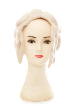 peruk ile manken baş 