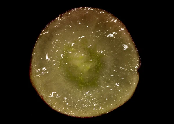 Intérieur d'un raisin rouge — Photo