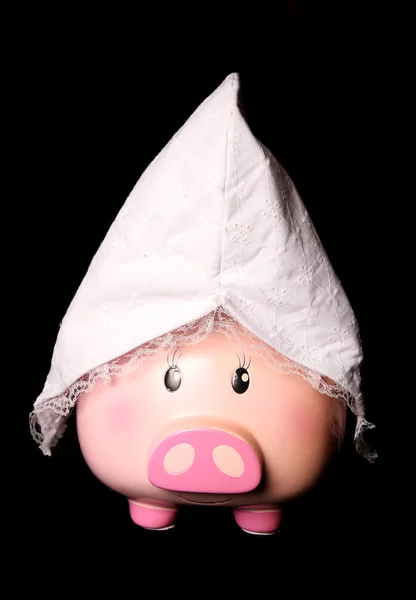 Piggy Bank usando um chapéu de festival de cerveja feminina — Fotografia de Stock