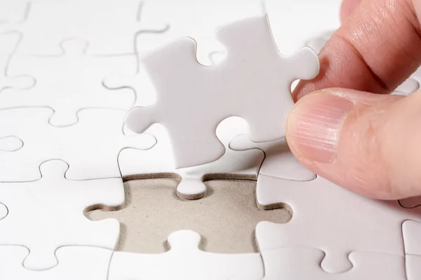 Puzzle bianco vuoto, concetto di business della soluzione — Foto Stock