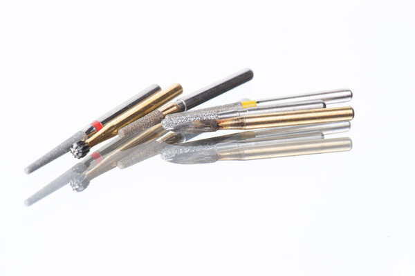 Закрыть стоматологический карбид бур инструмент
