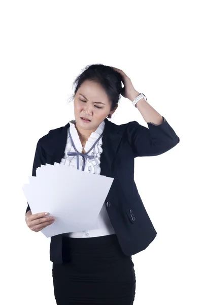 Unhappiness and stress business woman reading reports. — Stock Photo, Image