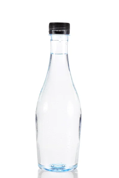 Vodu v plastové lahvi — Stock fotografie