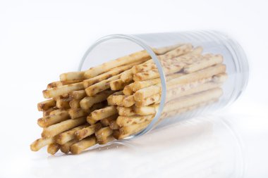 bir bardak tuzlu kraker