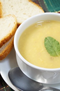 kase çorba ve ekmek