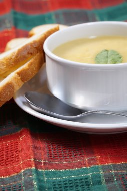 kase çorba ve ekmek