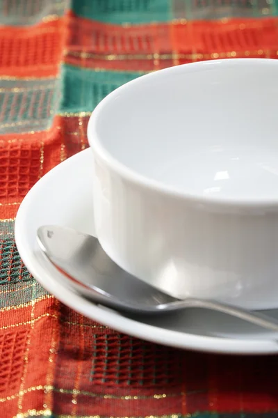 Tazón de sopa de cerámica blanca vacía — Foto de Stock