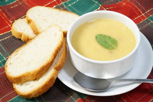 kase çorba ve ekmek