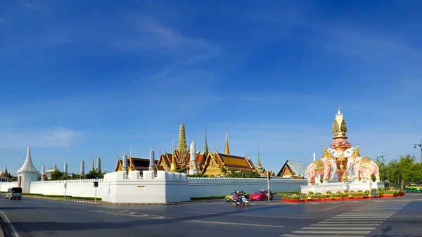 Vista panorámica fuera de Wat Phra Kaew — Foto de Stock
