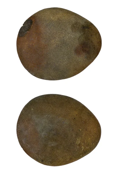 둥근 돌은 흰색 배경에 고립 된 — 스톡 사진