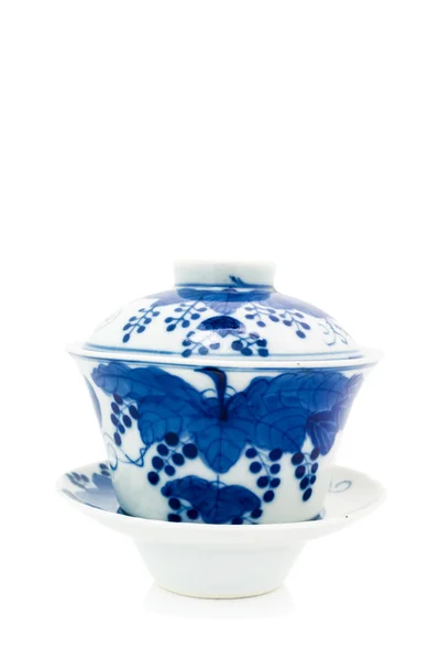 Bol à thé chinois antique bleu et blanc, couvercle et soucoupe , — Photo