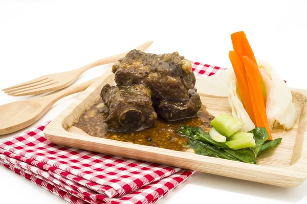 Varkensribbetjes heerlijke honing gebakken met plantaardige — Stockfoto