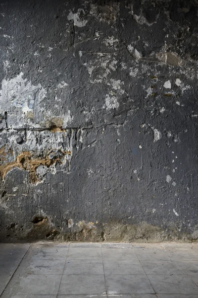 Vecchio muro di cemento danneggiato — Foto Stock