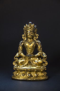 Bronze statue of Guanyin meditation clipart