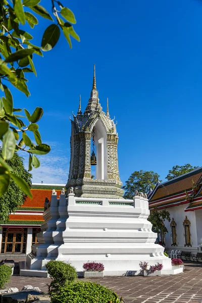 Wat pho είναι ο όμορφος ναός στην Μπανγκόκ, Ταϊλάνδη. — Φωτογραφία Αρχείου