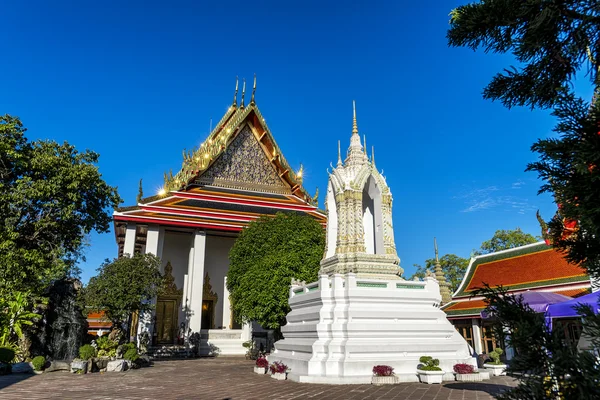 Wat pho es el hermoso templo en Bangkok, Tailandia . —  Fotos de Stock