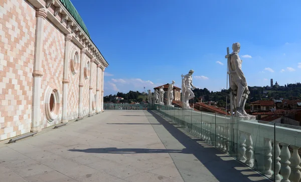 Basilica Palladiana by Andrea Palladio in the historic city of V — Stock Photo, Image