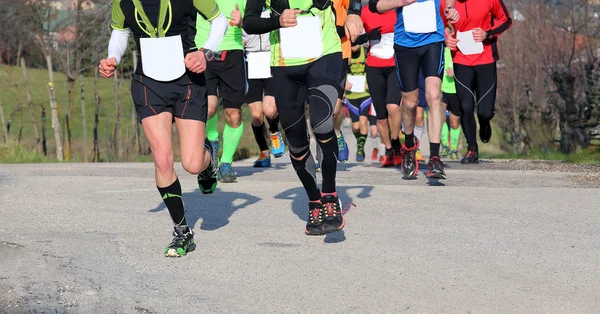 many people run on road uphill while running outdoors