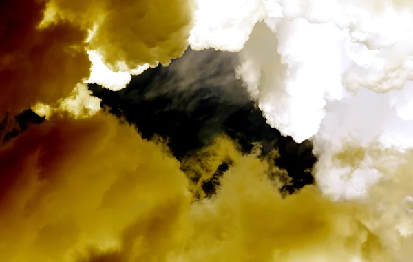 Хмари в небі — стокове фото