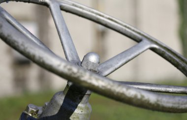 Vana apertu kapsamını denetler sürgülü bir kısmı