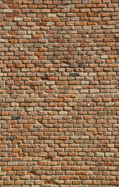 büyük kırmızı tuğla duvar eski kalenin