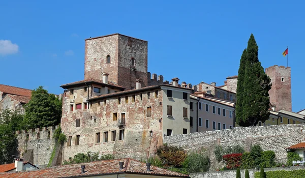 Zamek w mieście miasta Bassano — Zdjęcie stockowe
