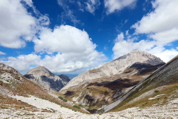 Wijds Panoramisch Uitzicht Abruzzen Midden Italië — Stockfoto
