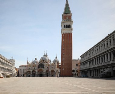 Piazza San Marco ve Venedik Bazilikası Coronavirus yüzünden tecrit sırasında terk edilmiş.