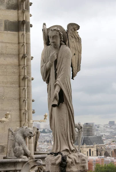 Ancient Statue Winged Angel Notre Dame Cathedral Paris Fire — Stock Photo, Image