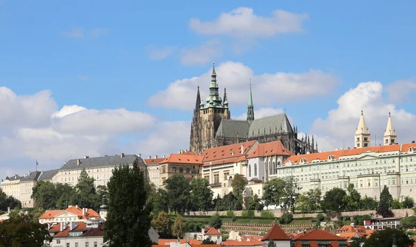 Praha Česká Republika Srpna 2016 Starověká Metropolitní Katedrála Víta Kopci — Stock fotografie