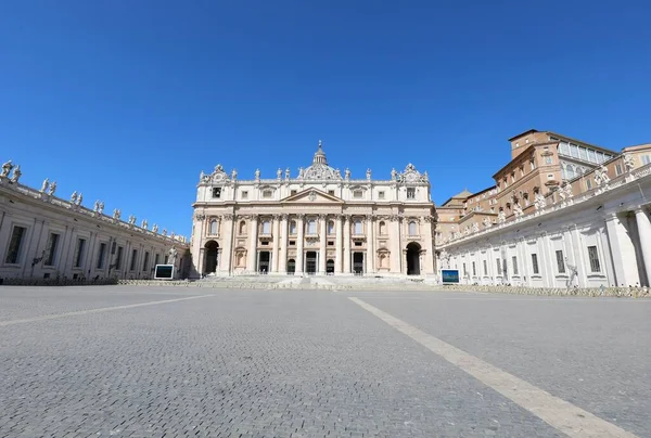 Vaticaanstad Vaticaan Augustus 2020 Leeg Sint Pietersplein Met Basiliek Tijdens — Stockfoto