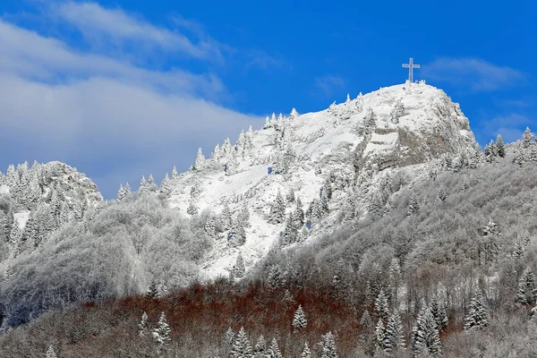 Berg Genaamd Spitz Met Sneeuw Het Grote Bergkruis Boven Noord — Stockfoto