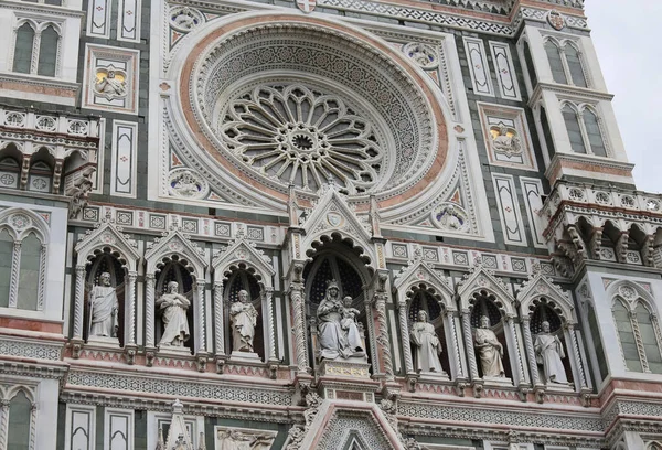 Gothic Facade Sculpture Big Window Duomo Florence Tuscany Region Central — Stock Photo, Image